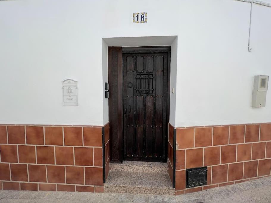 Casa Azalea - Nuevo Alojamiento En Setenil De Las Bodegas Dış mekan fotoğraf